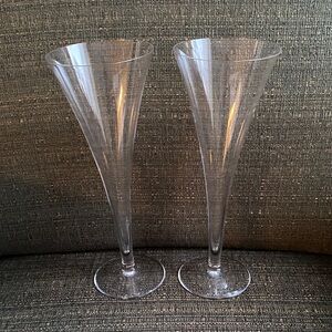 Pair of 2 Tiffany & Co. Hollow Stem Champagne Flutes Crystal Glasses 9.25”